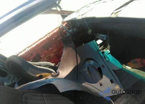 1985 Chevrolet Camaro from USA, damaged, VIN 1G1FP87F3FN168282